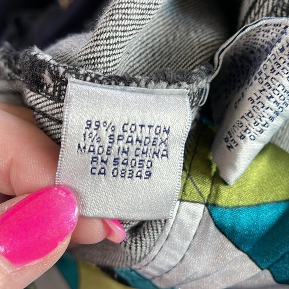 Jones, New York country black denim Jean jacket with art deco buttons size 6 - Picture 4 of 7